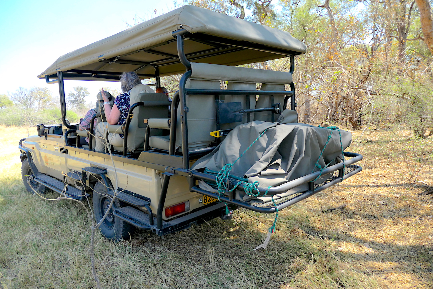 Brave Africa Safari Vehicle Storage