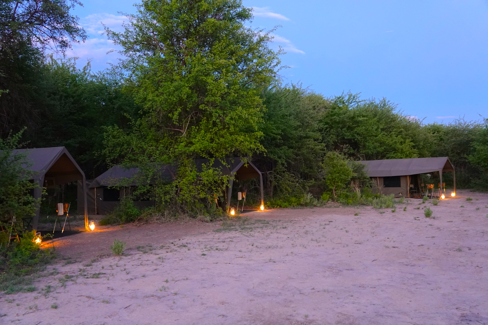Mobile Camping Safari. Brave Africa
